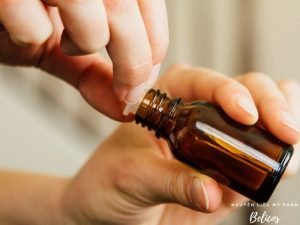 Vỏ chai thuỷ tinh nâu 30ml nút nhỏ giọt